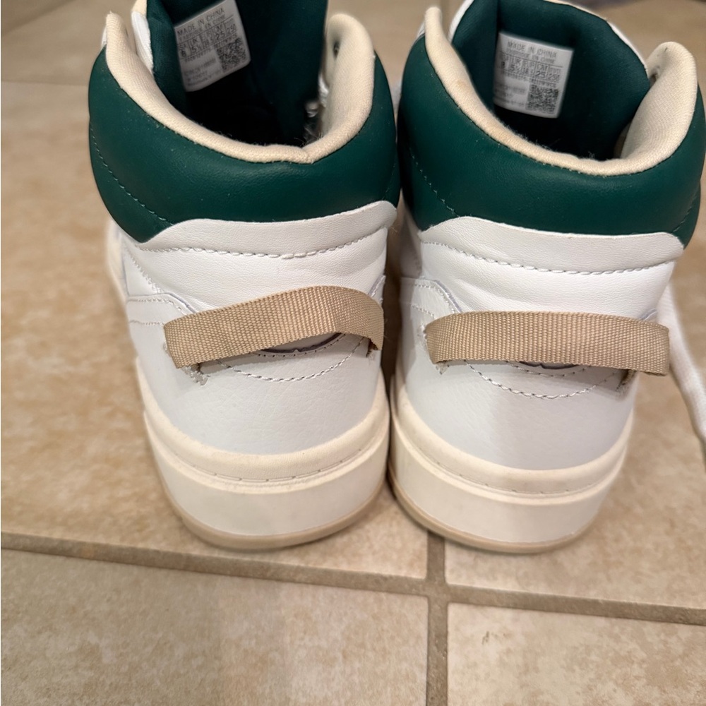 Reebok Classic White High-Tops NWOT - Picture 3 of 5